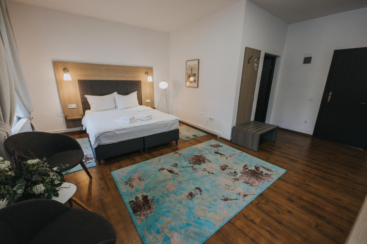 Bed and Breakfast Teatro Sibiu Exterior foto