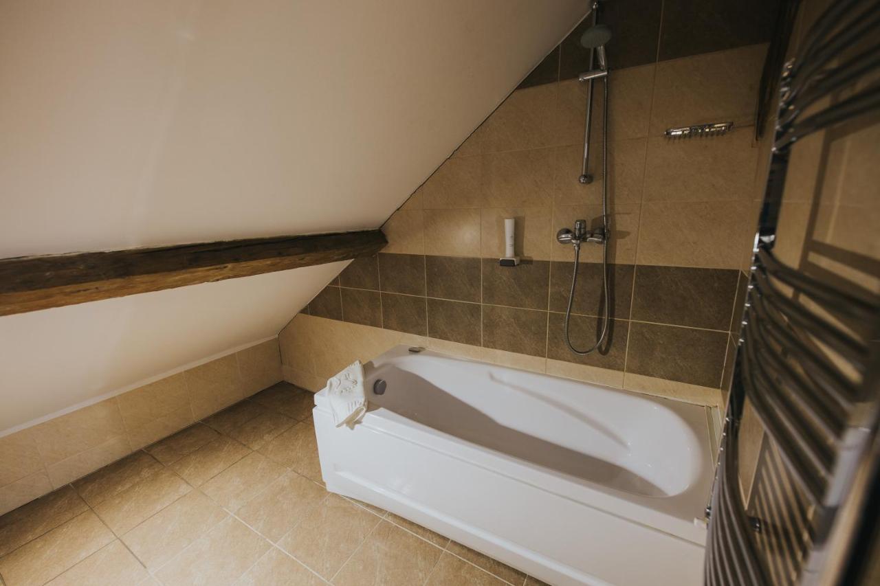 Bed and Breakfast Teatro Sibiu Exterior foto