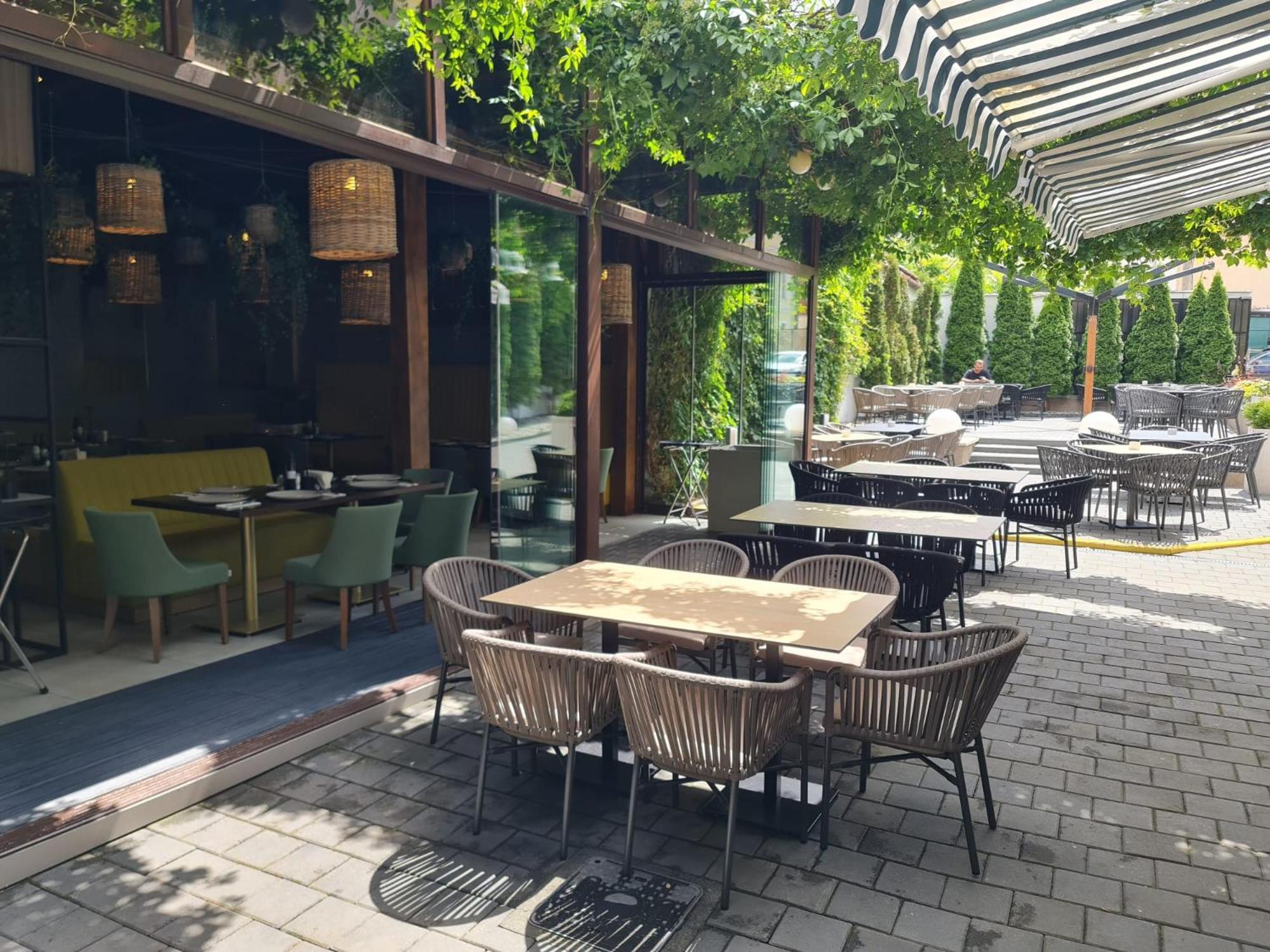 Bed and Breakfast Teatro Sibiu Exterior foto