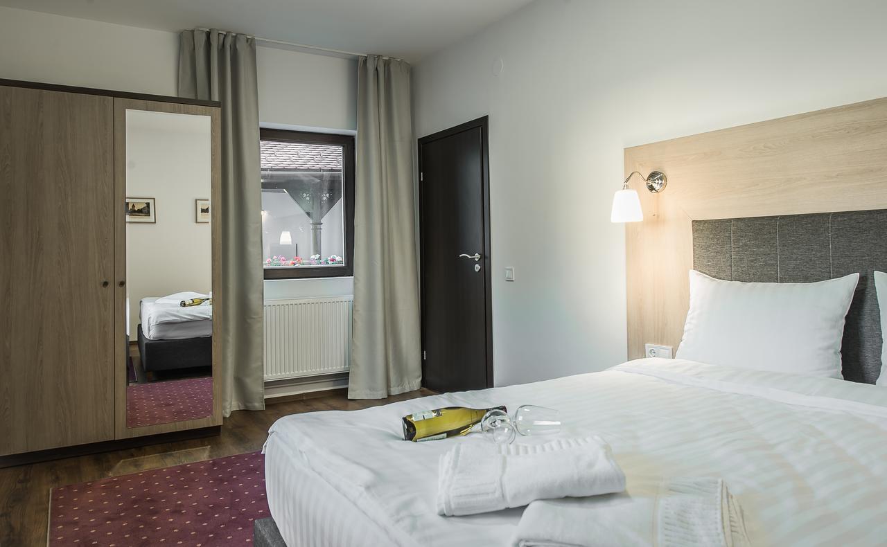 Bed and Breakfast Teatro Sibiu Exterior foto