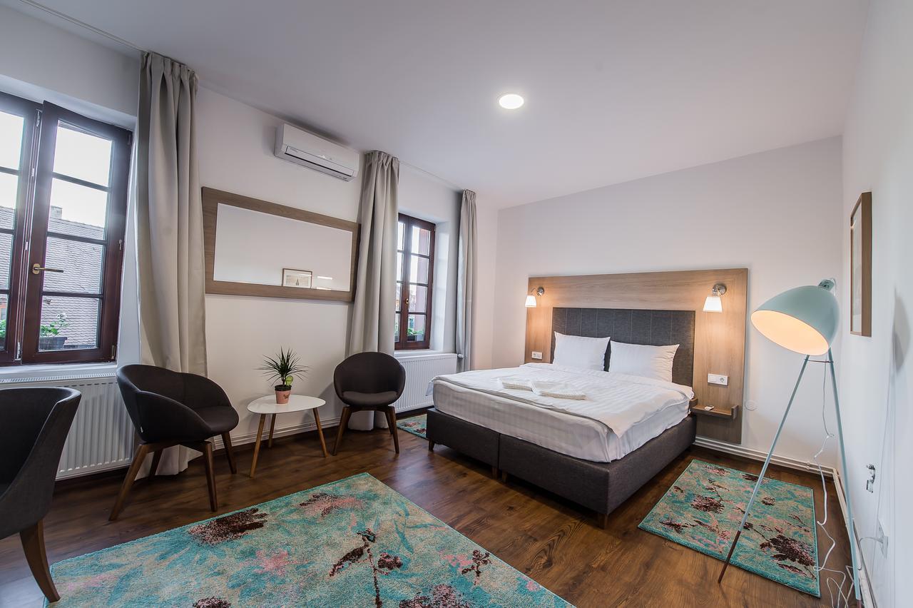 Bed and Breakfast Teatro Sibiu Exterior foto